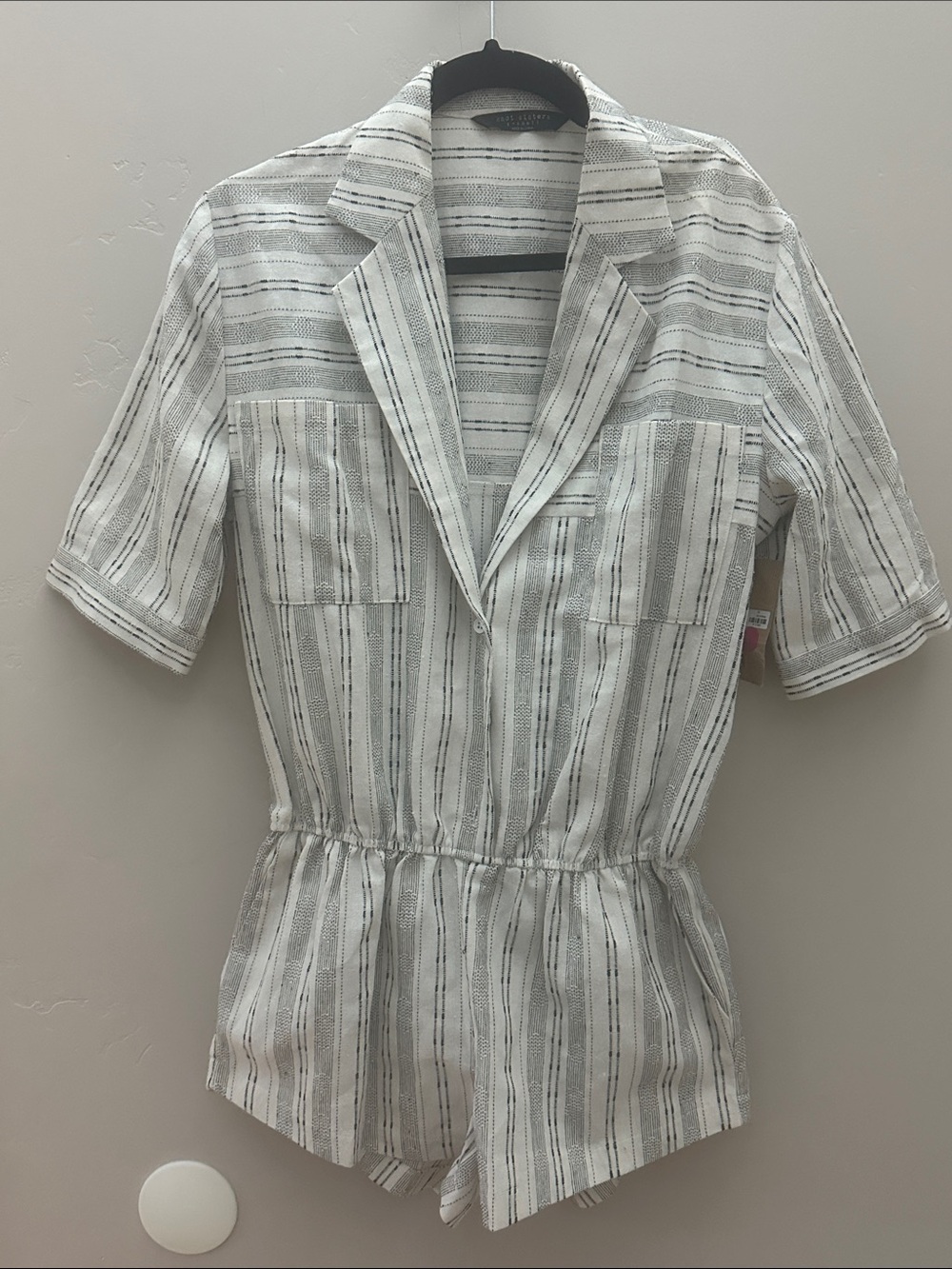 knot sisters White and Black Striped V-Neck Short Sleeve Tunic Romper